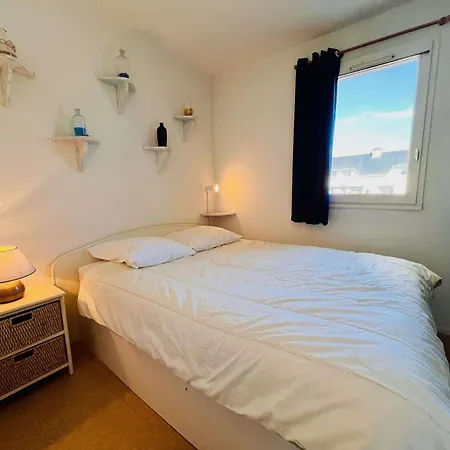 T2 A - 40m² Avec Piscine, Tennis Et Parking Prive, Proche Et Commerces - Fr-1-478-281 아파트