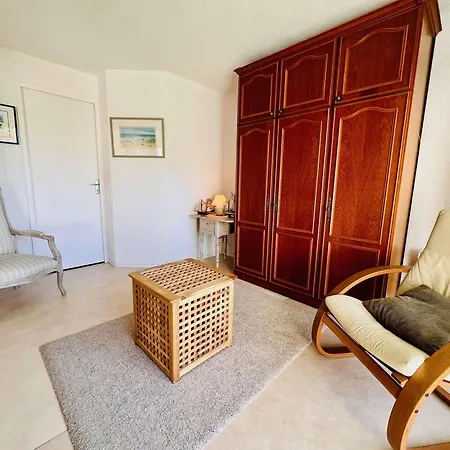 T2 A - 40m² Avec Piscine, Tennis Et Parking Prive, Proche Et Commerces - Fr-1-478-281 퀴베론